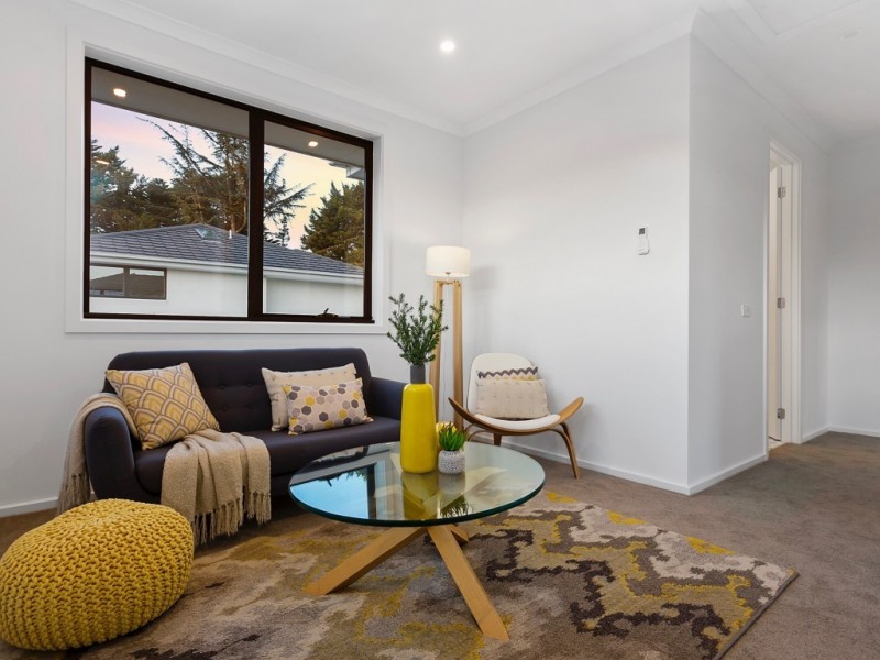 1/35 Saniky St, Notting Hill VIC 3168