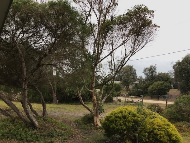 34 Seventh Ave, Paradise Beach VIC 3851