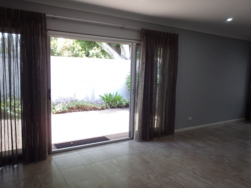 14A Tuckett St, Carlisle WA 6101