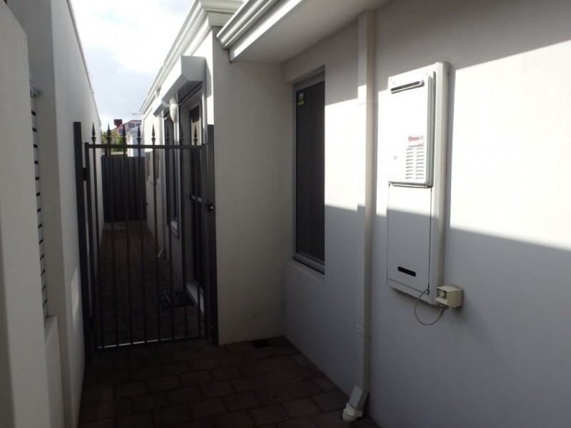 14A Tuckett St, Carlisle WA 6101