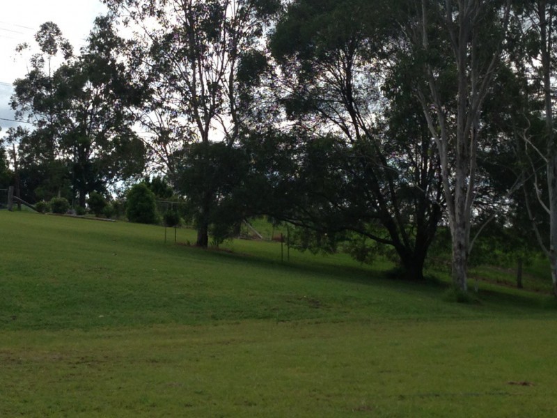 211 Gibbons Road, Samford Valley QLD 4520