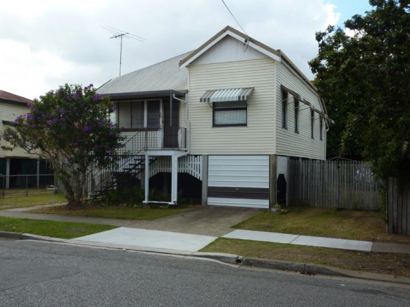 8 Ellis Street, Greenslopes QLD 4120