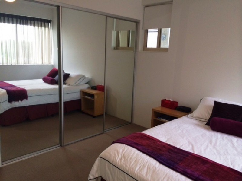 1764/1700 Rialto Quay Drive, Hope Island QLD 4212