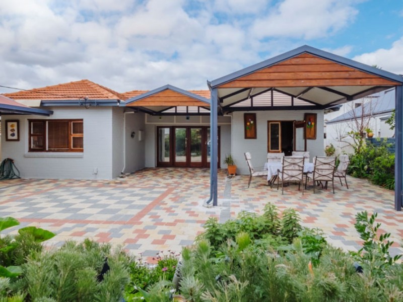 20 Moulden Avenue, Yokine WA 6060