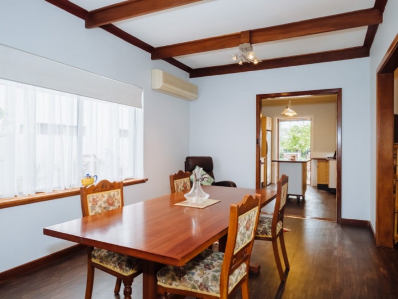 20 Moulden Avenue, Yokine WA 6060