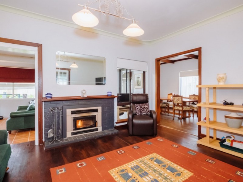 20 Moulden Avenue, Yokine WA 6060