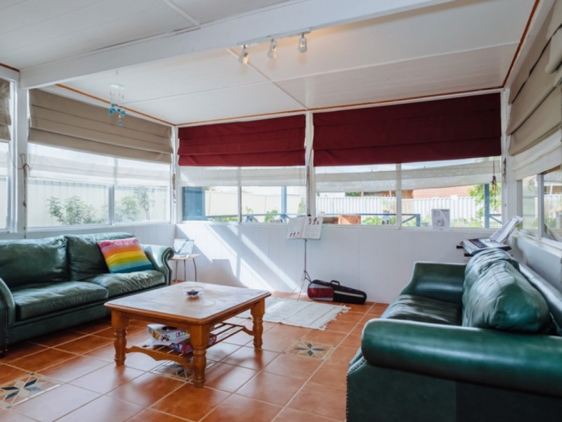 20 Moulden Avenue, Yokine WA 6060