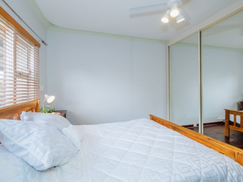 20 Moulden Avenue, Yokine WA 6060