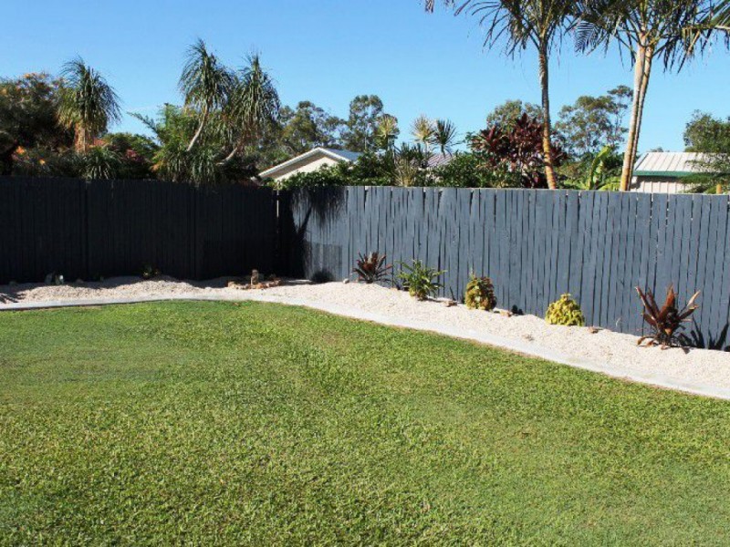 56 Barker Street, Point Vernon QLD 4655