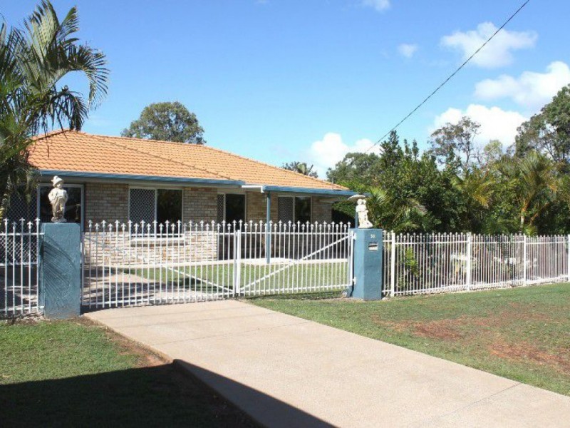 56 Barker Street, Point Vernon QLD 4655