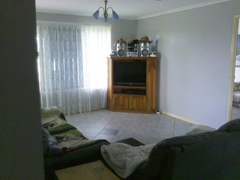 56 Barker Street, Point Vernon QLD 4655