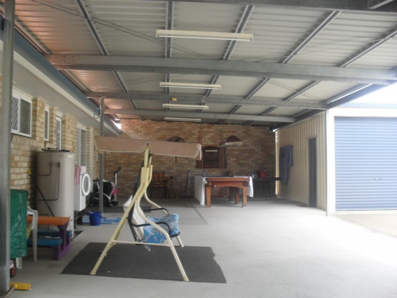 56 Barker Street, Point Vernon QLD 4655