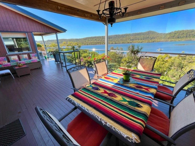 113 Wahine Drive, Russell Island QLD 4184