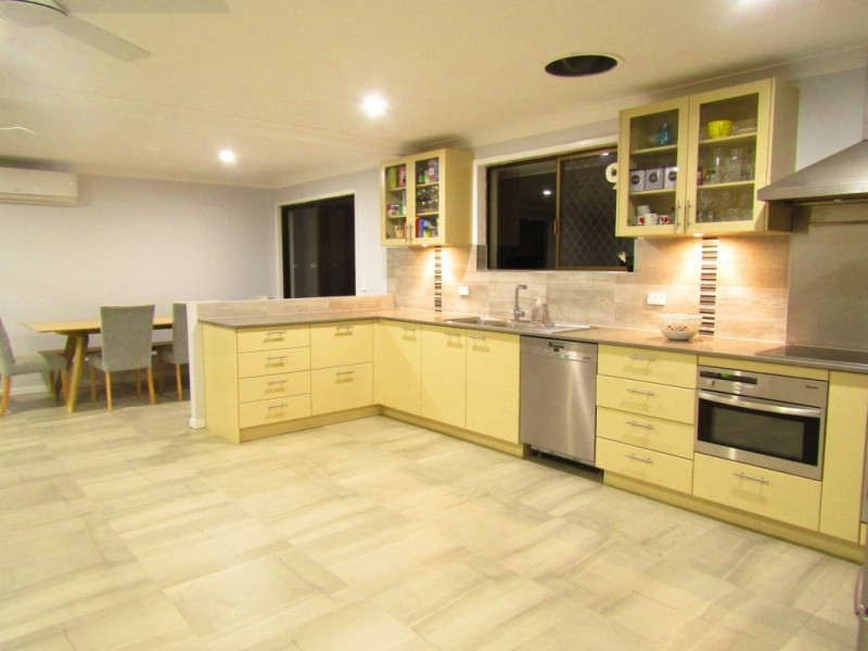 90 Yarrimbah Drive, Nerang QLD 4211