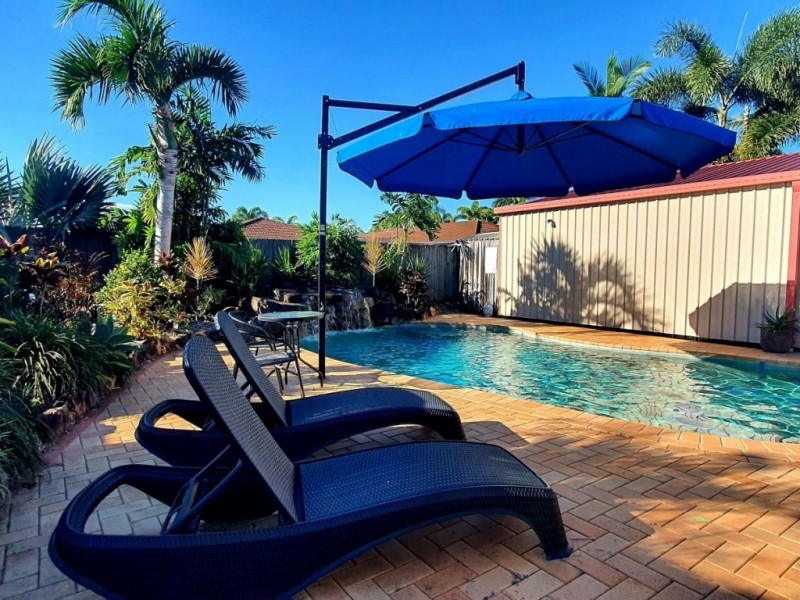 8 Chelsea Crescent,, Glenella QLD 4740