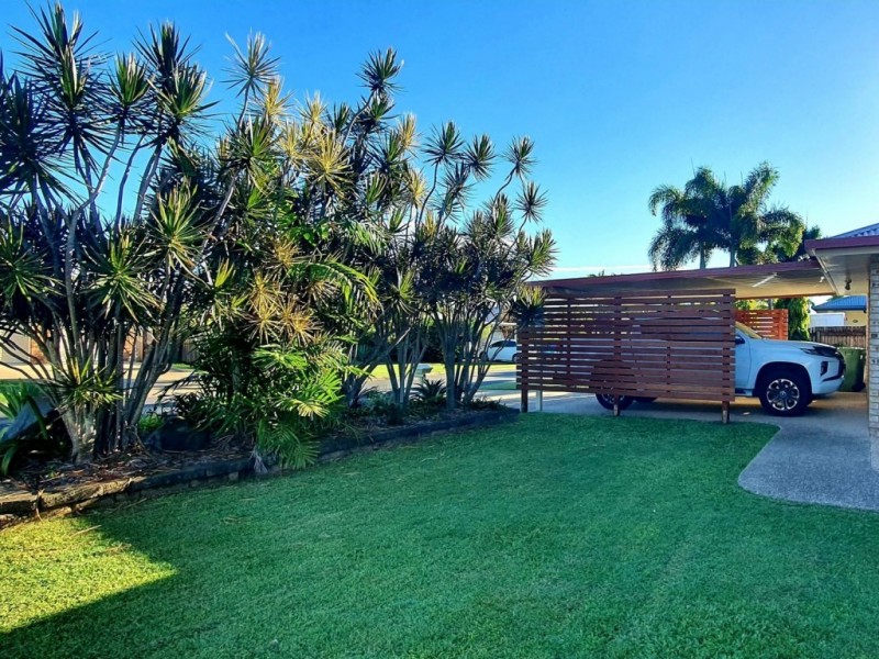 8 Chelsea Crescent,, Glenella QLD 4740