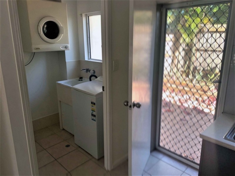 1/25 Fairweather Street, Yorkeys Knob QLD 4878