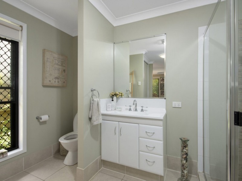 16 TROON STREET, North Lakes QLD 4509