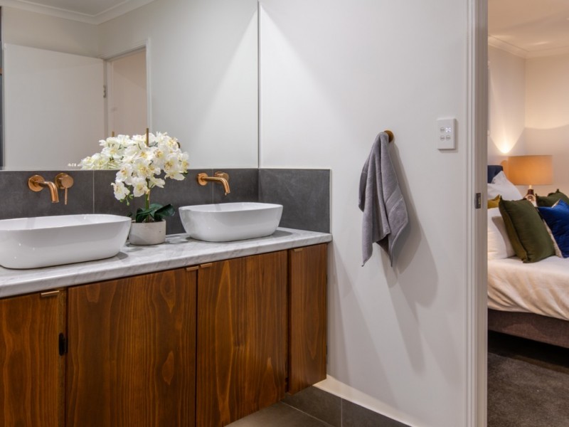 17 Tumala Street, Parrearra QLD 4575