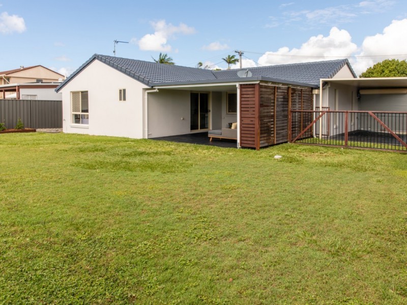 17 Tumala Street, Parrearra QLD 4575