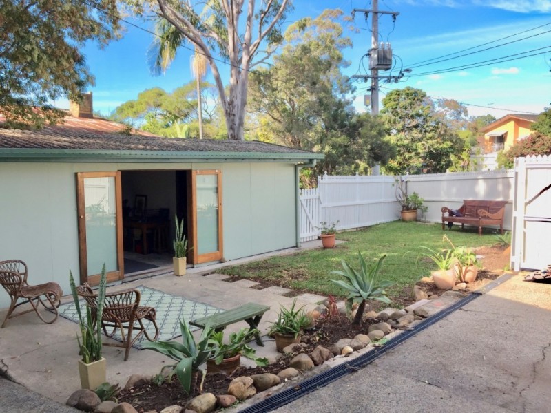 55 Kindra Avenue, Southport QLD 4215