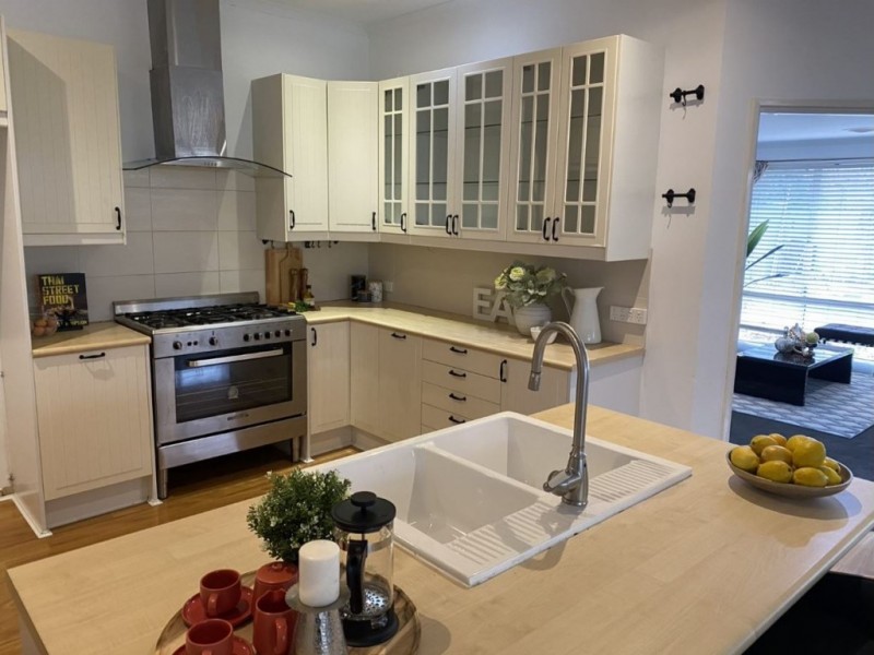 12 Jerrat Mews, Atwell WA 6164