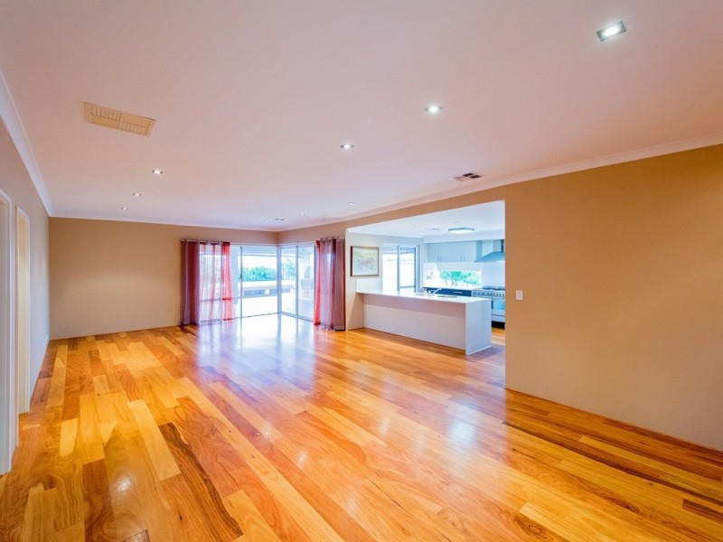 25 Katinka Street, Dalyellup WA 6230