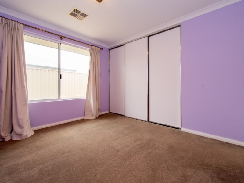 25 Katinka Street, Dalyellup WA 6230