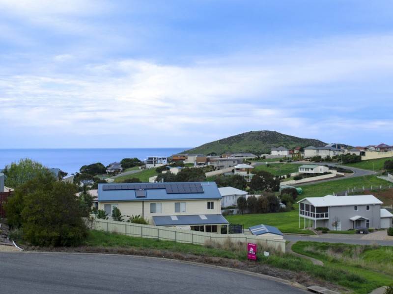 8 Pilot Court, Encounter Bay SA 5211