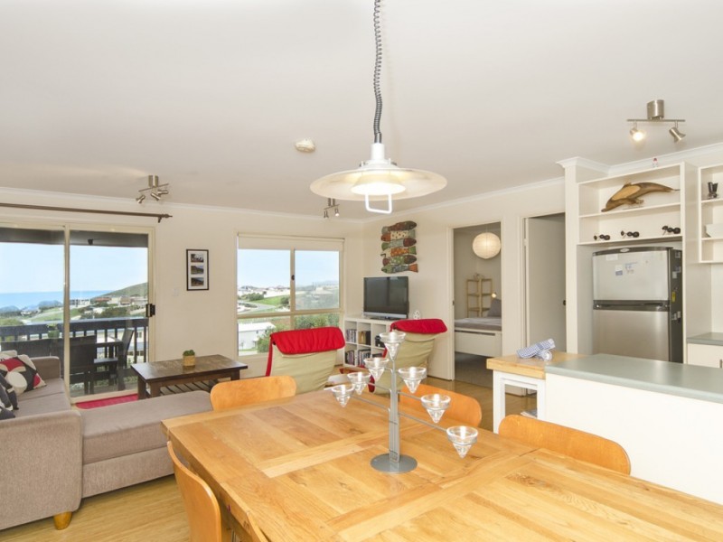 8 Pilot Court, Encounter Bay SA 5211