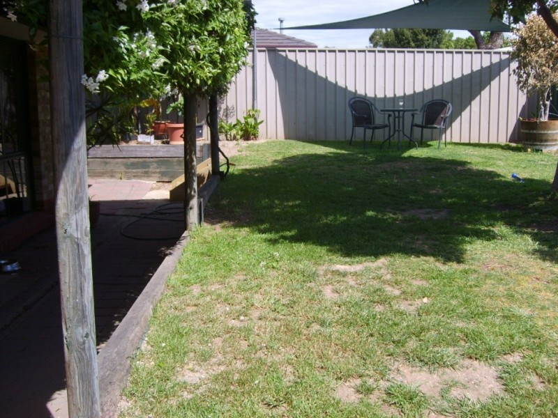 2 Grand Boulevard, Seaford Rise SA 5169