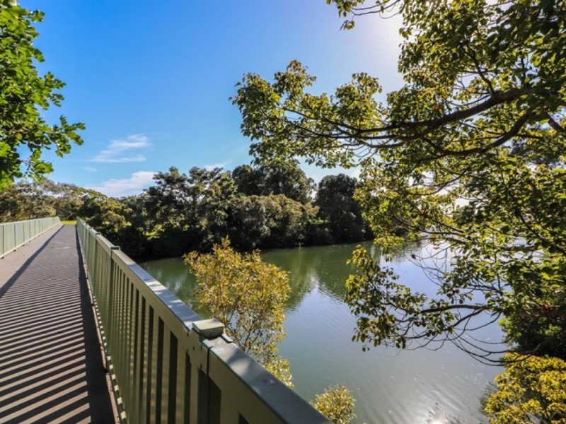 14 Wuruma Court, Elanora QLD 4221