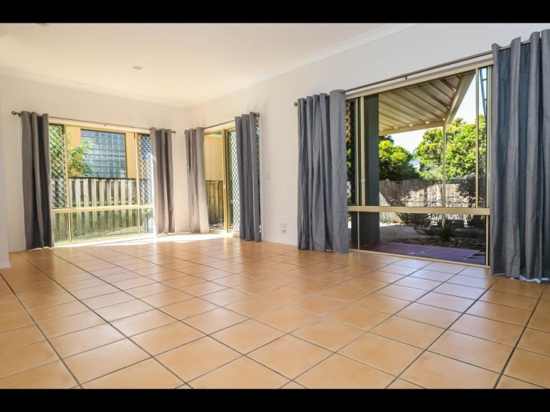 14 Wuruma Court, Elanora QLD 4221