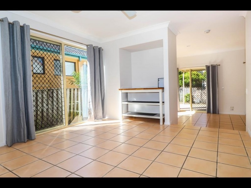14 Wuruma Court, Elanora QLD 4221