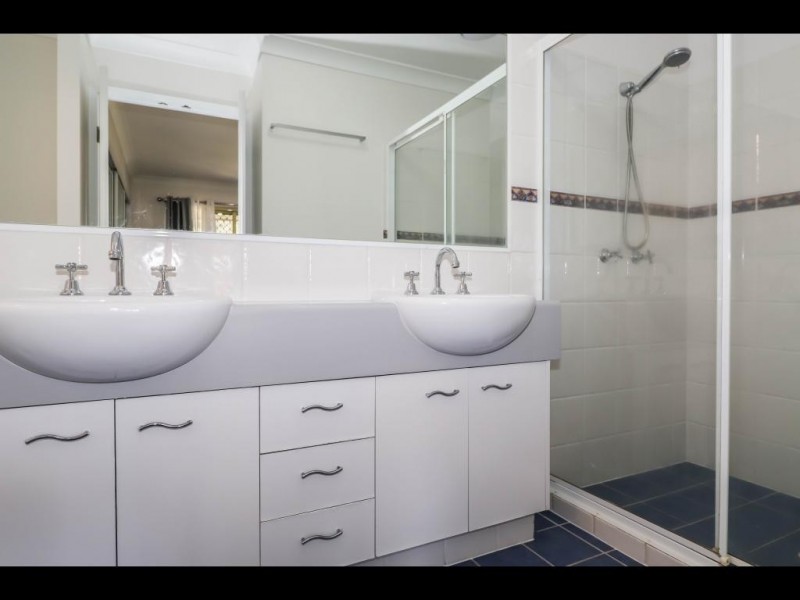 14 Wuruma Court, Elanora QLD 4221