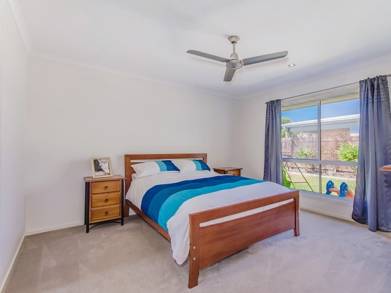 5 Goldenbell Place, Peregian Springs QLD 4573