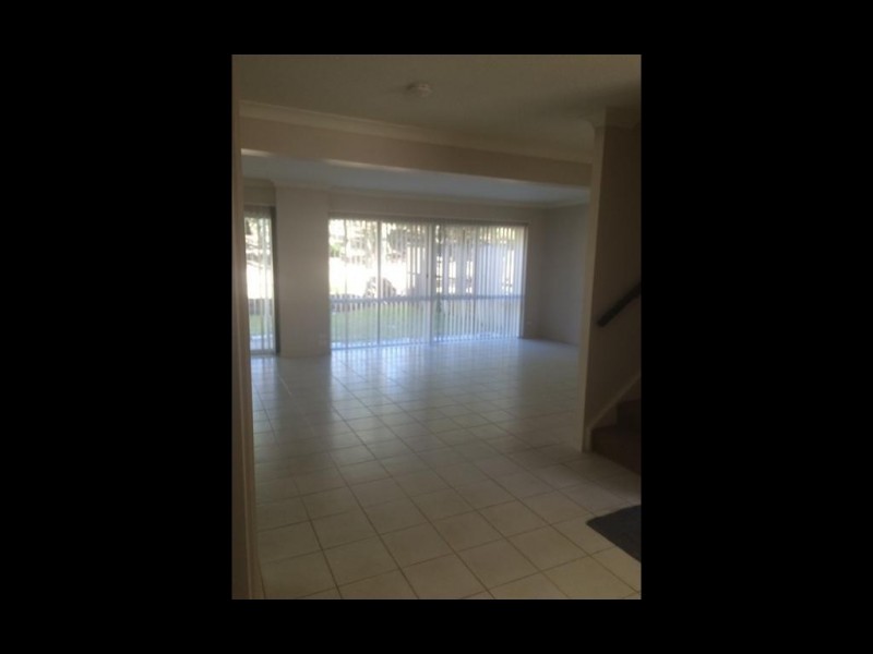 108/1 Sauvignon Parade, Upper Coomera QLD 4209