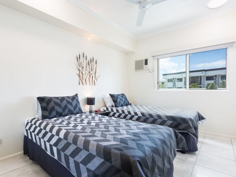10/304-308 Lake Street, Cairns North QLD 4870