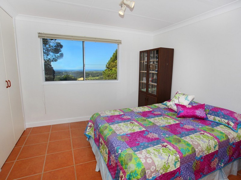 32 Post Office Road, Mapleton QLD 4560