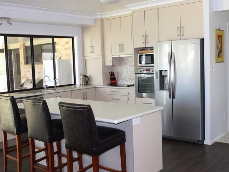 2 Pressler Road, Emerald QLD 4720