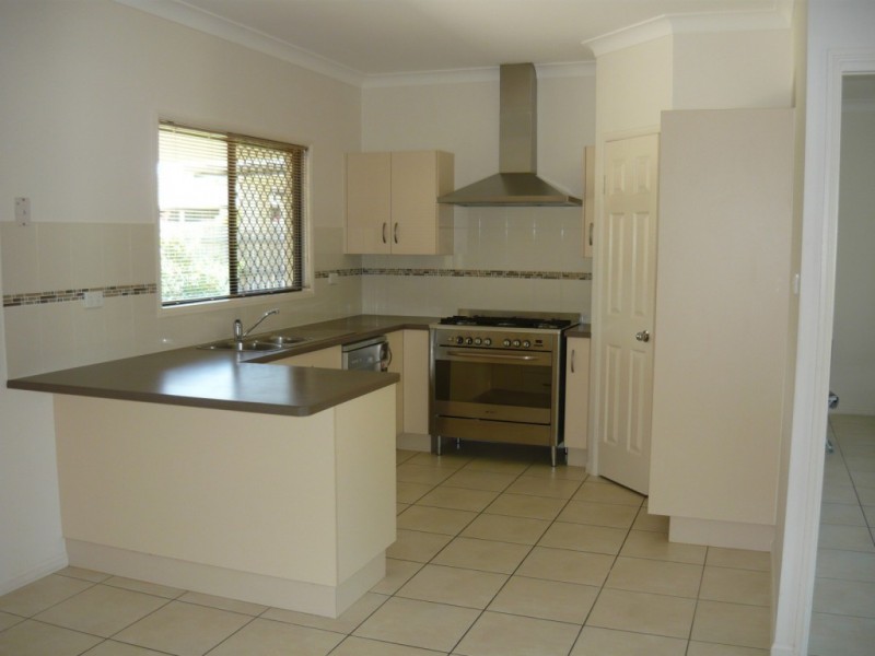 29 Chapple street, Mount Louisa QLD 4814