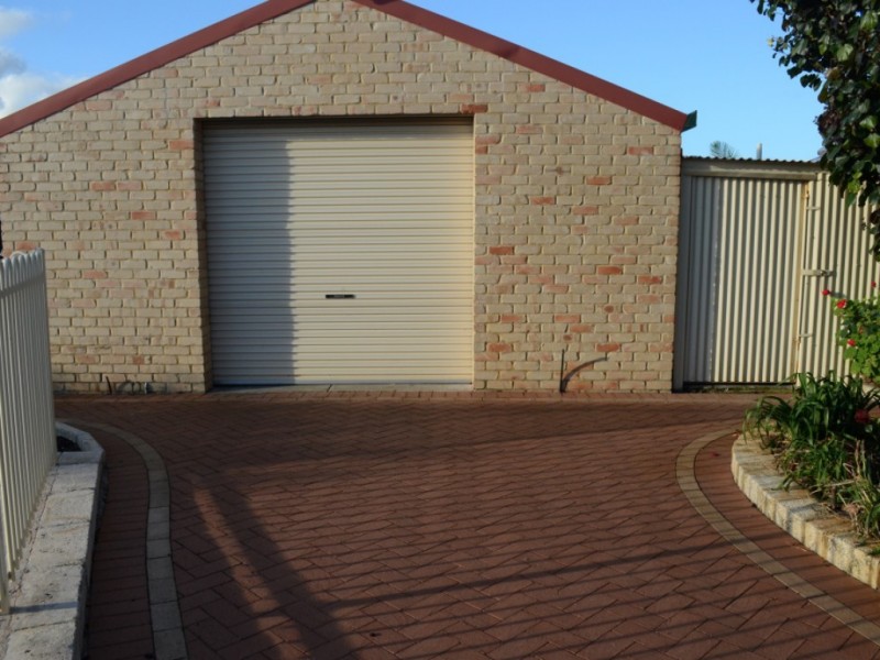 4 Country Road, Pinjarra WA 6208