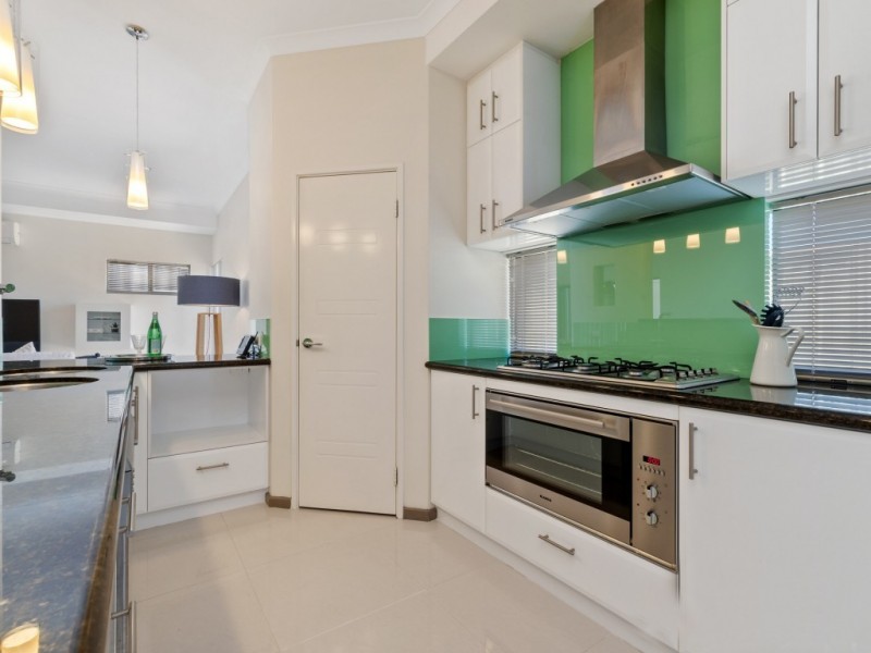 C/14 Kinsella, Joondanna WA 6060