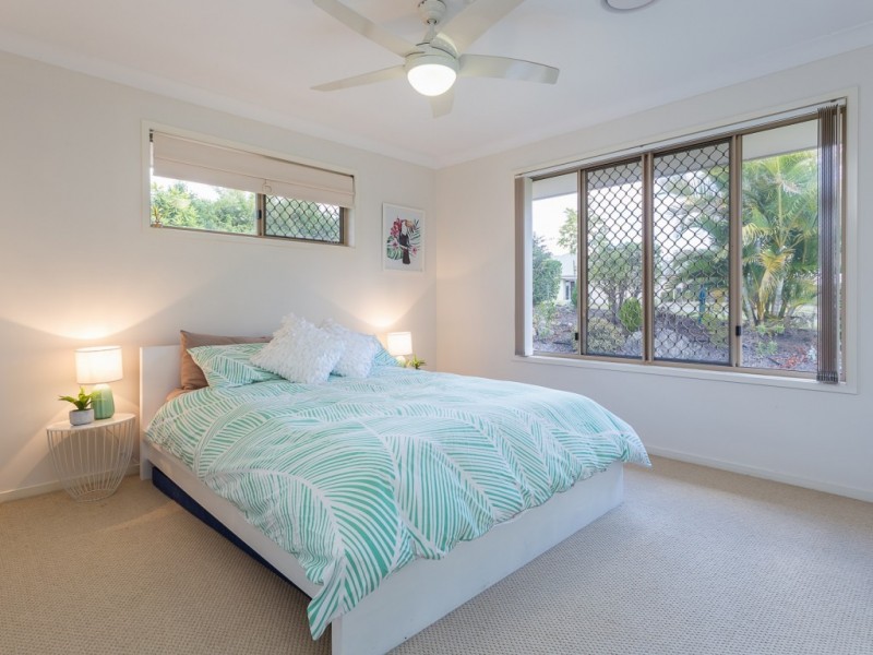 59 Willowtree Drive, Flinders View QLD 4305