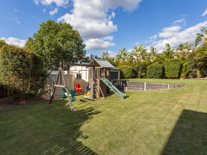 59 Willowtree Drive, Flinders View QLD 4305