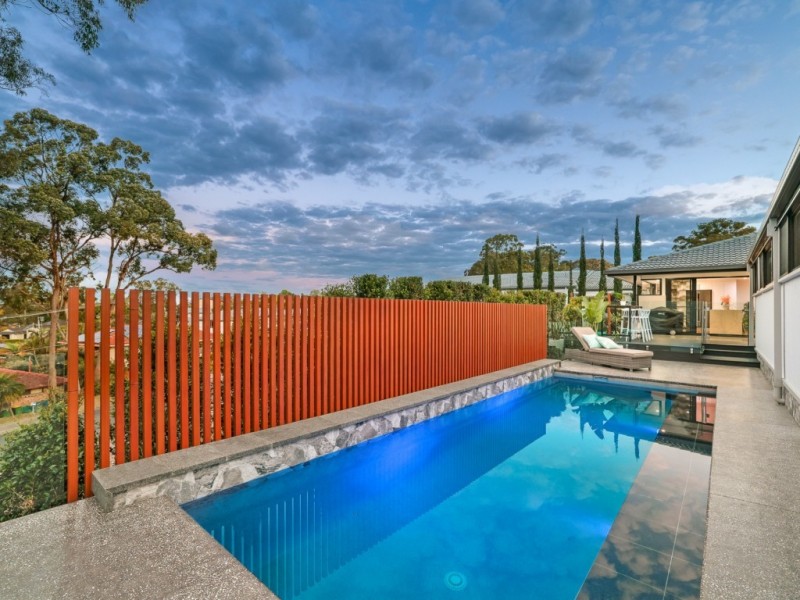 176 Heeb St, Benowa QLD 4217