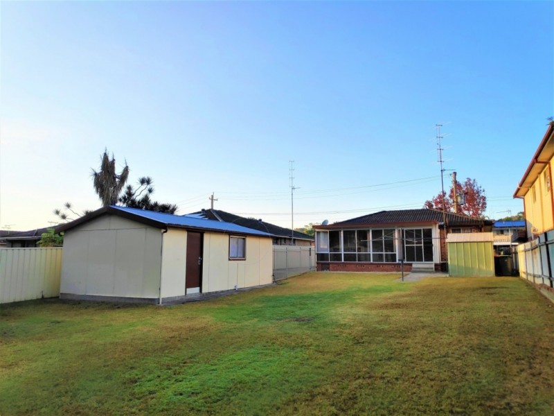 57 Devonshire Crescent, Oak Flats NSW 2529