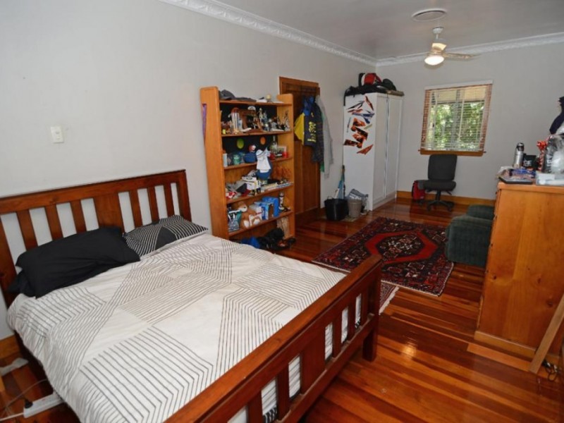 172 Holmes Street, Brighton QLD 4017