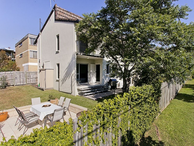 2/57 Lamont Road, Wilston QLD 4051