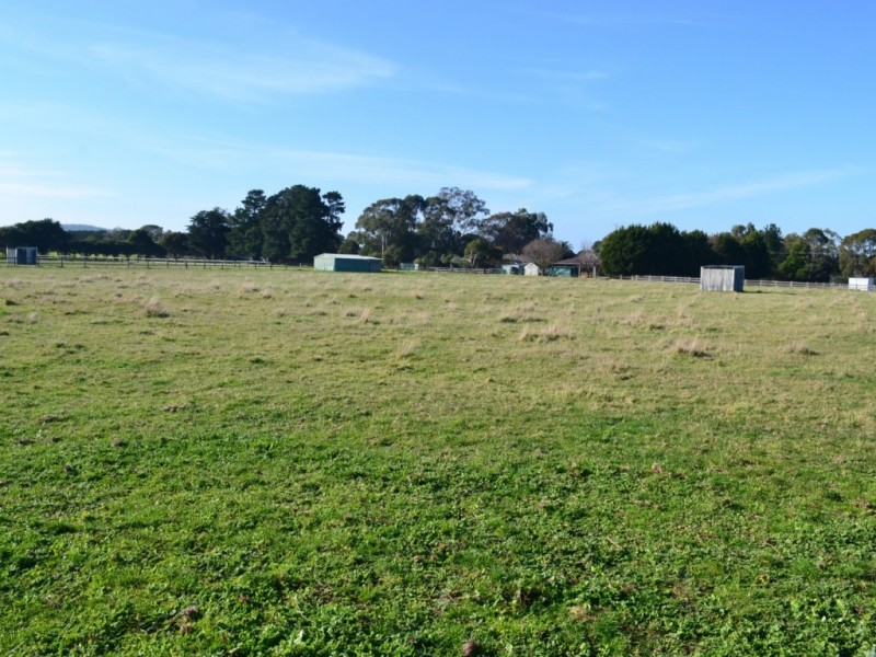 65 McMullen Road, Officer VIC 3809